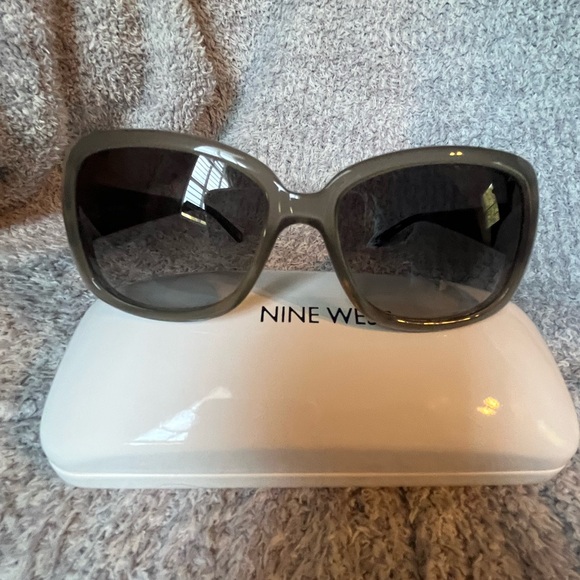 Nine West Women’s Sunglasses - Picture 1 of 9